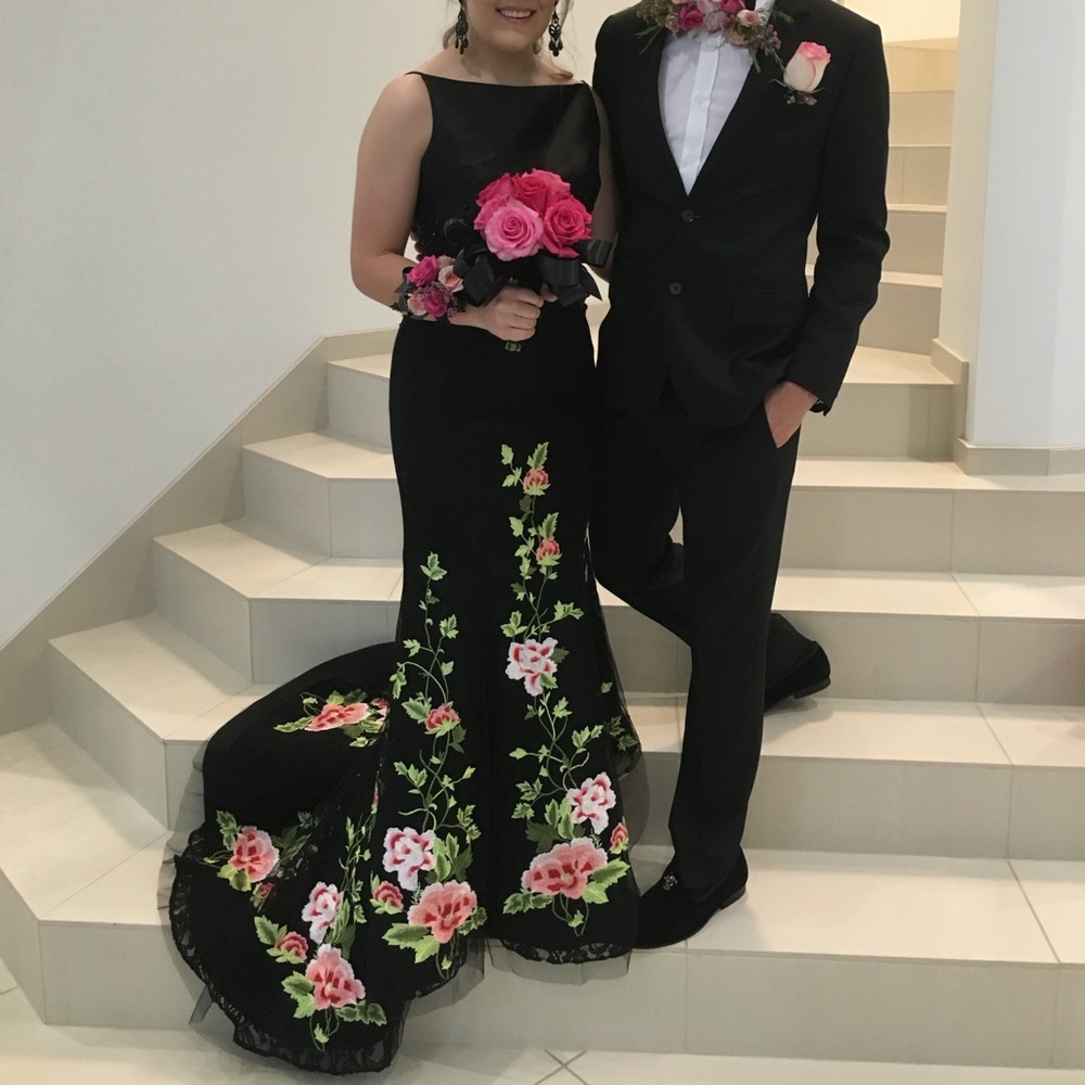 Sherry Hill prom two-piece dress with pink roses